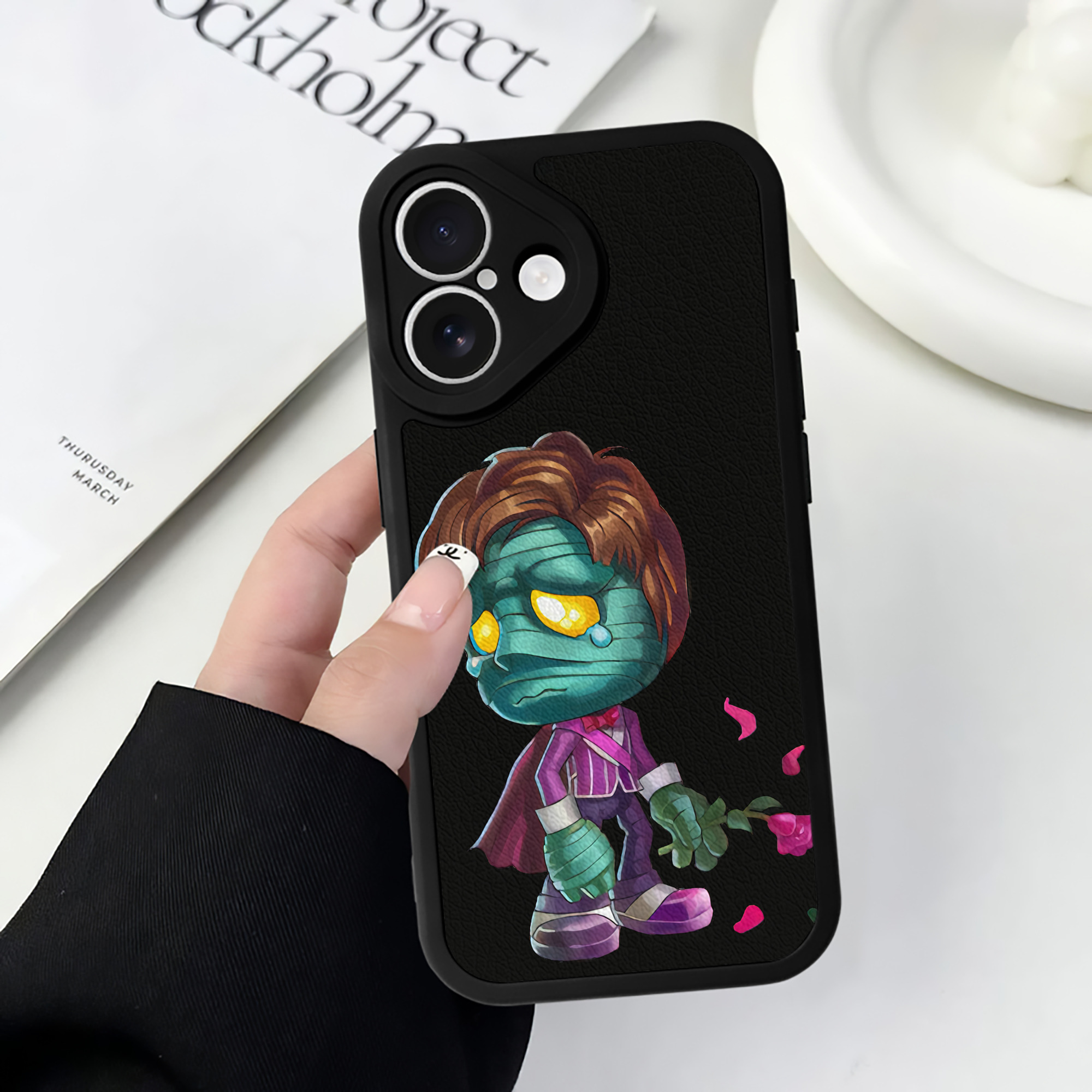 リーグ・オブ・レジェンド League of Legends LOL 【iPhone 16シリーズ対応】シリコンスマホケース（レザー調） 材質：シリコン